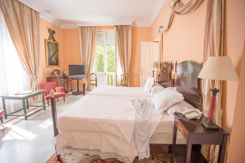 Villa De La Palmera Seville Luaran gambar
